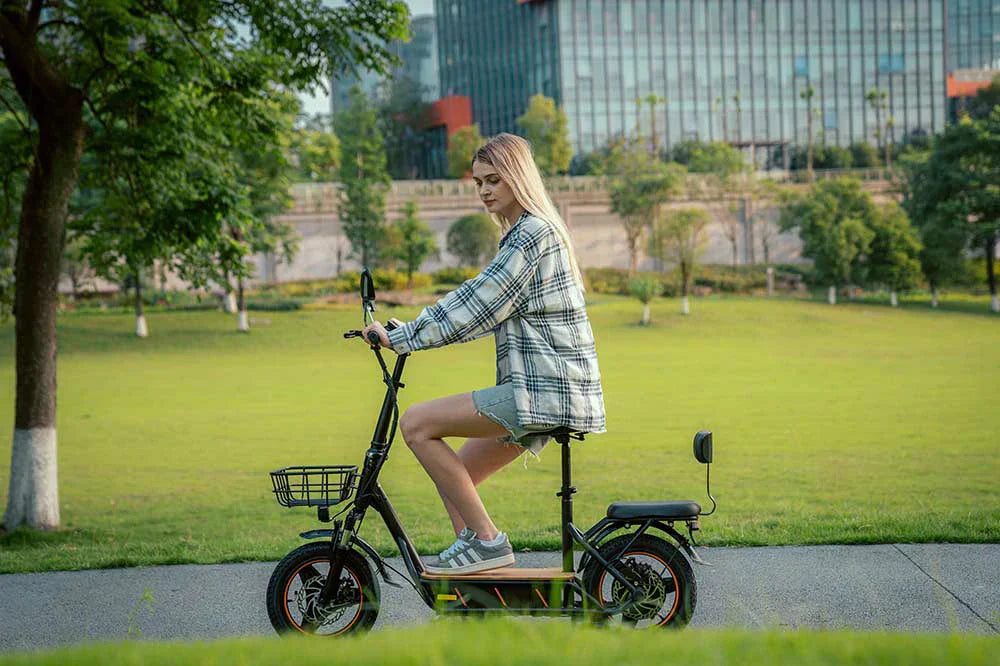 Weekend Without Plans: How Electric Scooters Encourage Spontaneous Adventures